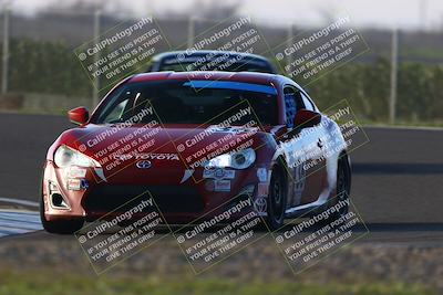 media/Jan-18-2026-CalClub SCCA (Sun) [[8bc6468723]]/Group 7 Race/Turn 1/